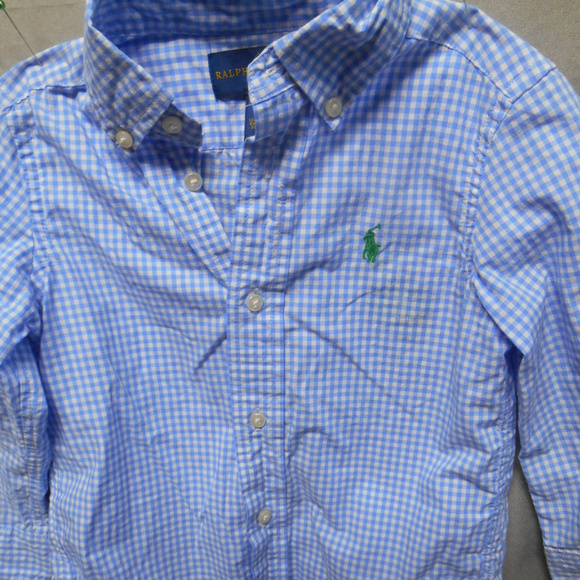 Lot of 4 pieces boy’s shirts sweaters 2T - Picture 2 of 5